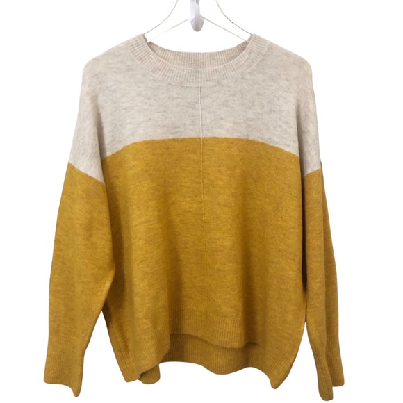Vince Camuto | Color Block Crew Neck Long Sleeve Gold & Gray Sweater - Picture 1 of 9